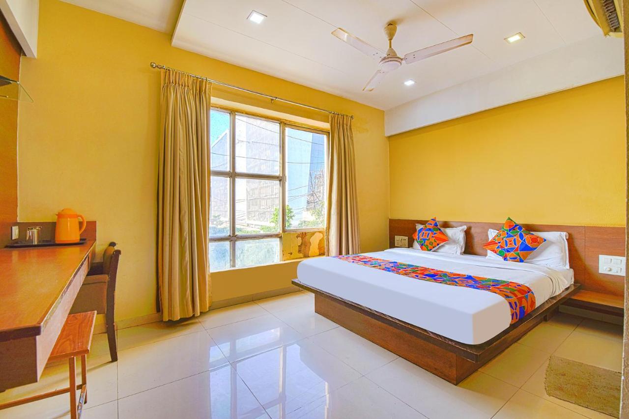 Fabhotel Rb Residency Surat Exterior photo