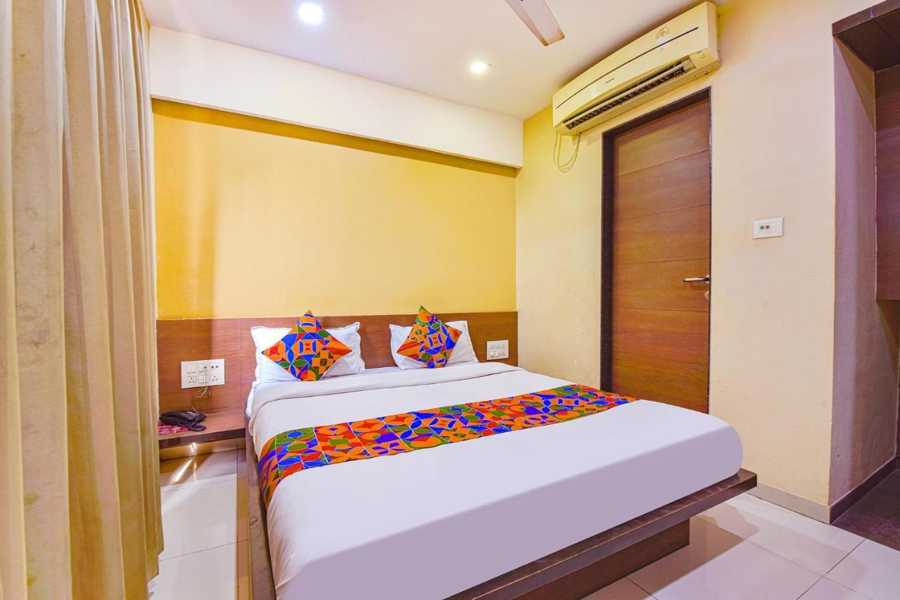 Fabhotel Rb Residency Surat Exterior photo