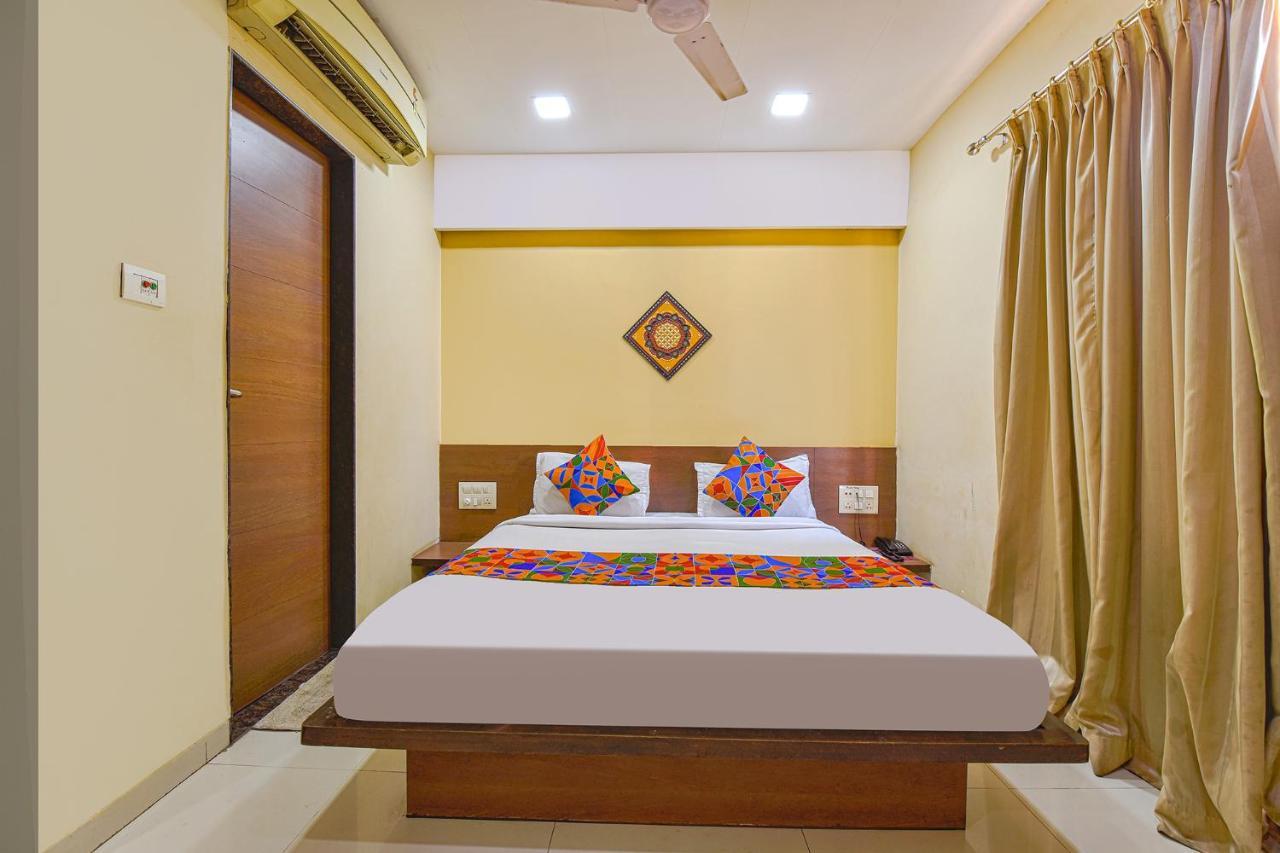 Fabhotel Rb Residency Surat Exterior photo