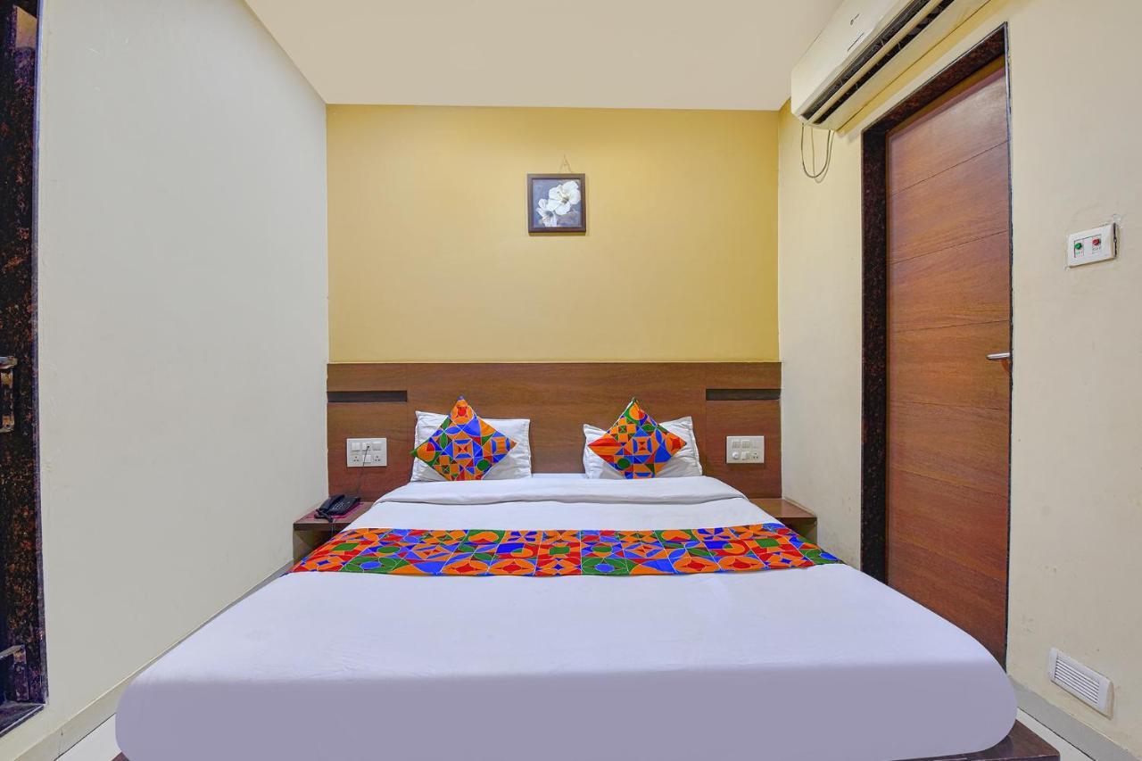 Fabhotel Rb Residency Surat Exterior photo